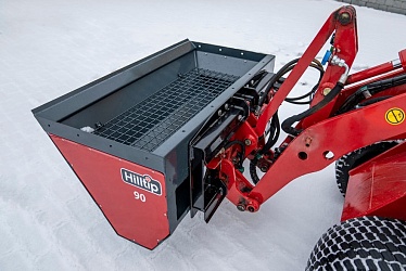 Новый разбрасыватель IceStriker DSB от Hilltip Борется со снегом и льдом