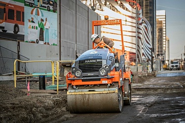 Новый электрический компактный валик Hamm прошел испытания в рамках проекта Skanska